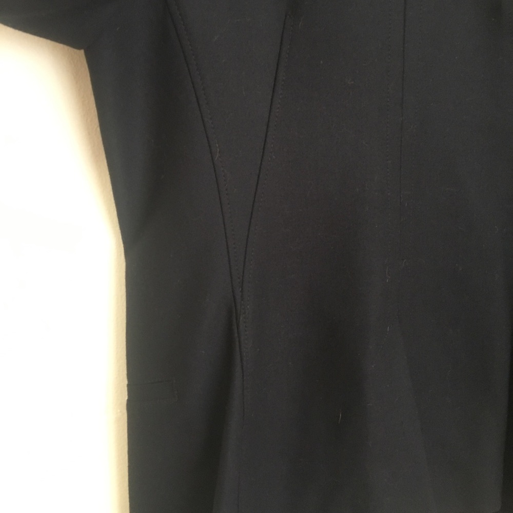 Single button blazer with white leather detail - Picture 7 of 8
